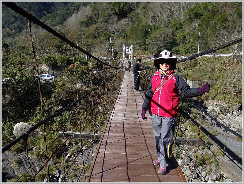 2015-01-10 09-30-22秀巒吊橋.JPG